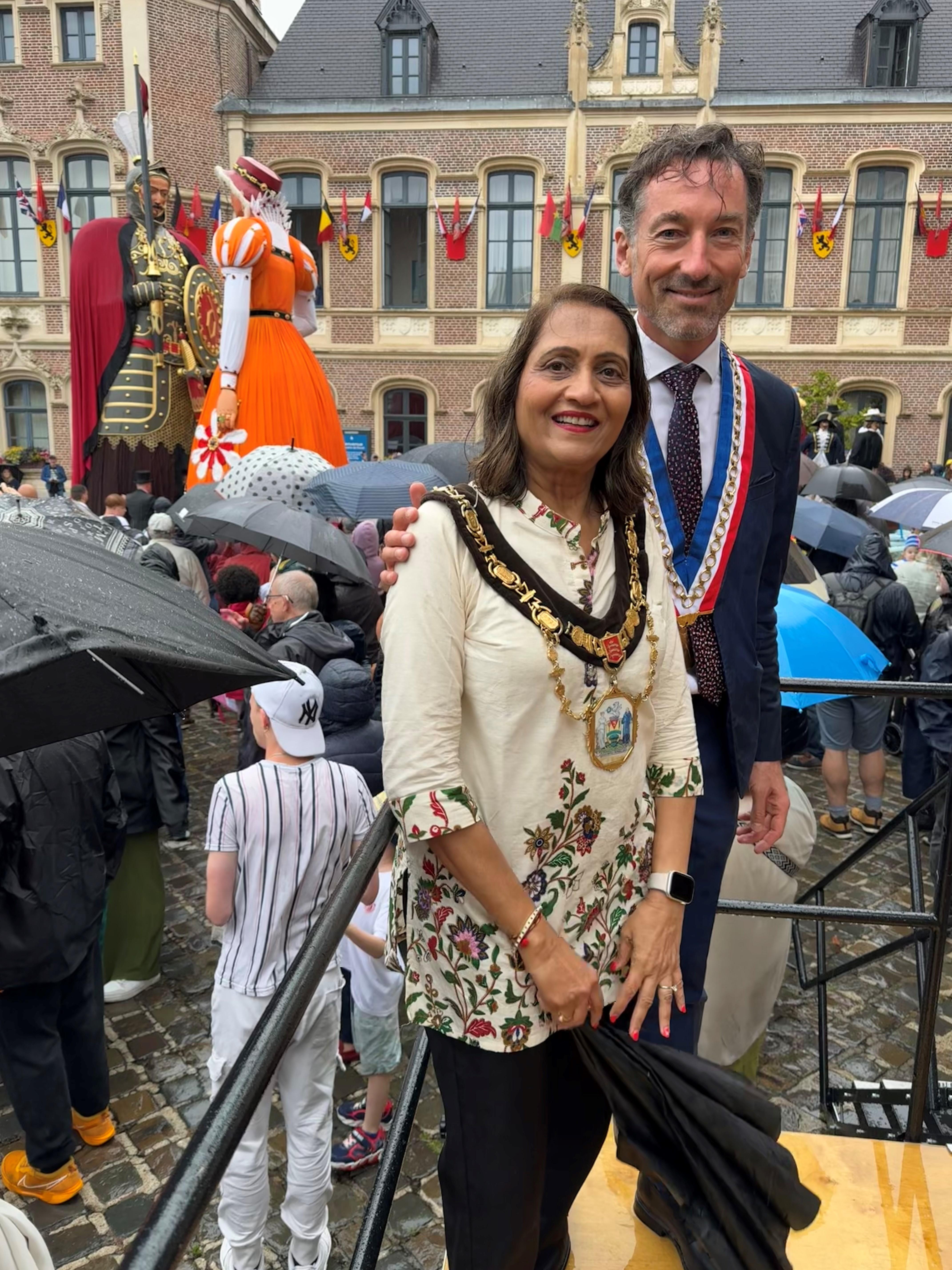 Mayor of Harrow Cllr Anjana Patel and Douai Mayor Frédéric Chéreau