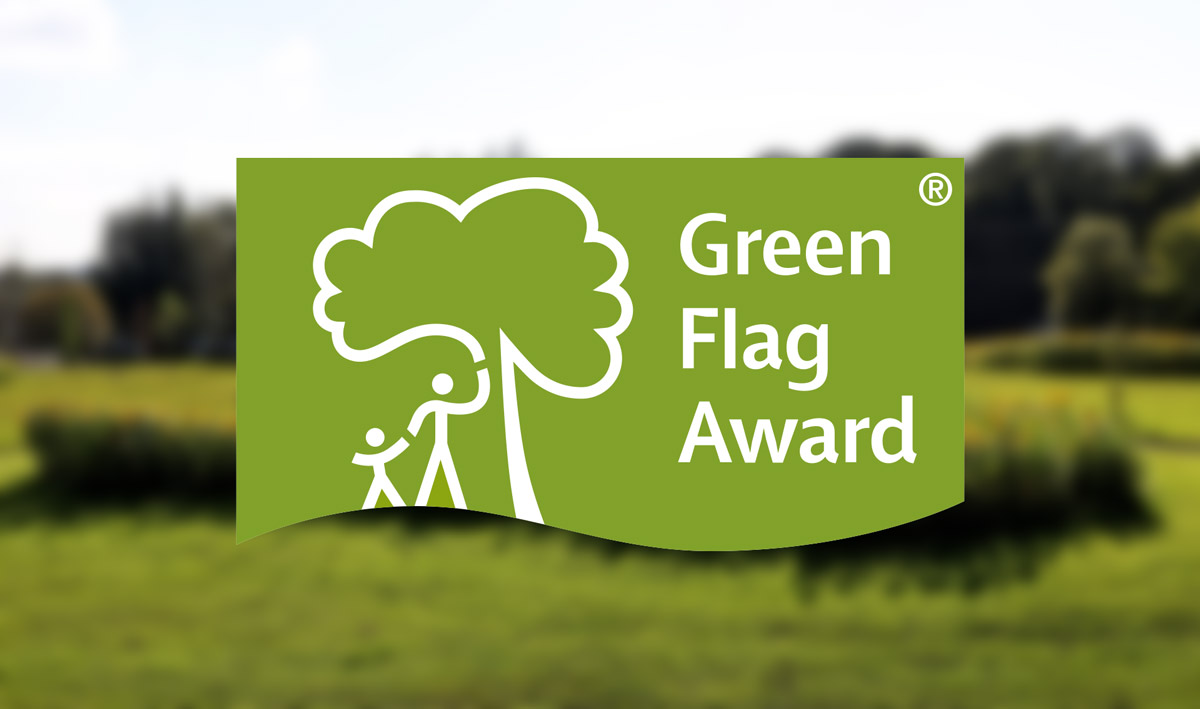 Green flag award flag